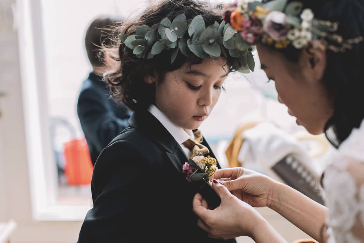 Demoiselle honneur enfant couronne demoiselle-honneur-enfant-couronne-mariage